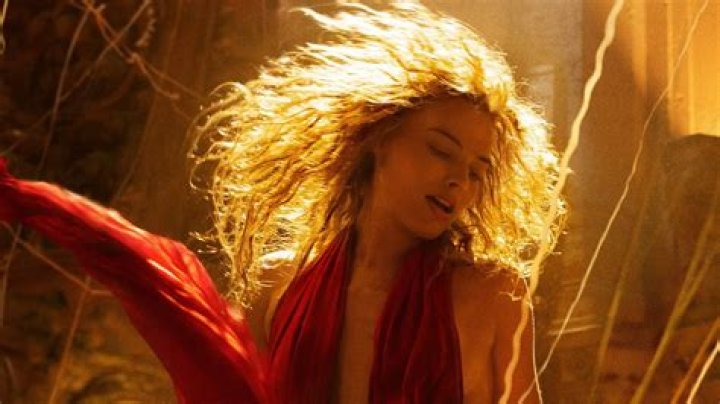 Star: Brad Pitt canoodled a random brunette in Telluride, Angelina is furious