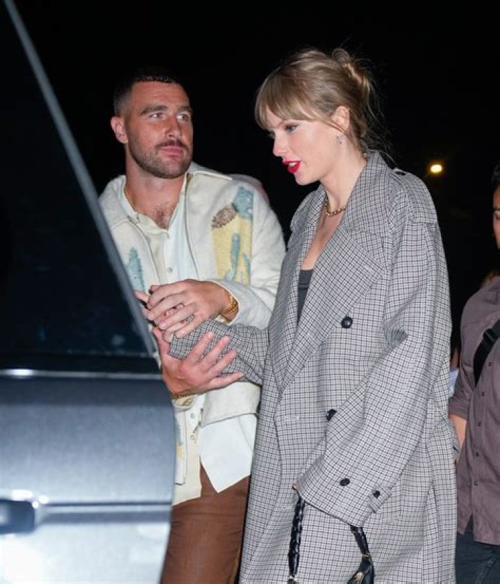 Taylor Swift & Travis Kelce stepped out at the Waverly Inn on Sunday night