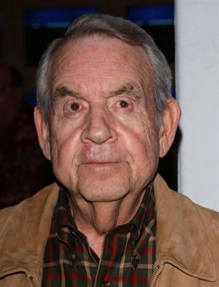 Tom Bosley Net Worth - Wiki, Age, Weight and Height, Relationships, Family, and More