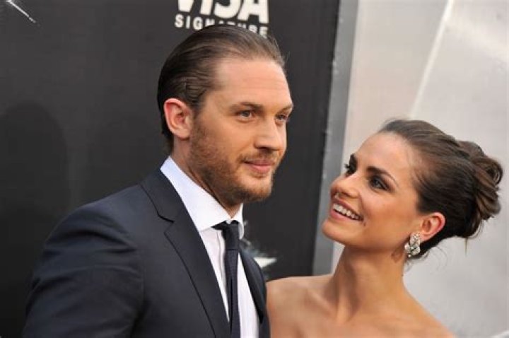 Tom Hardy’s fiancée won’t marry him: “She’s a difficult woman to pin down”