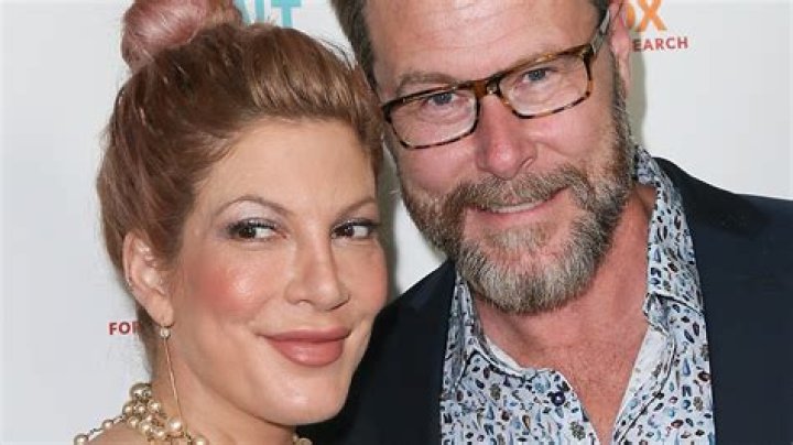 Tori Spelling brags about sleeping with Dean McDermott the day they met