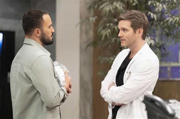 Van Hansis Bio (Wiki) 