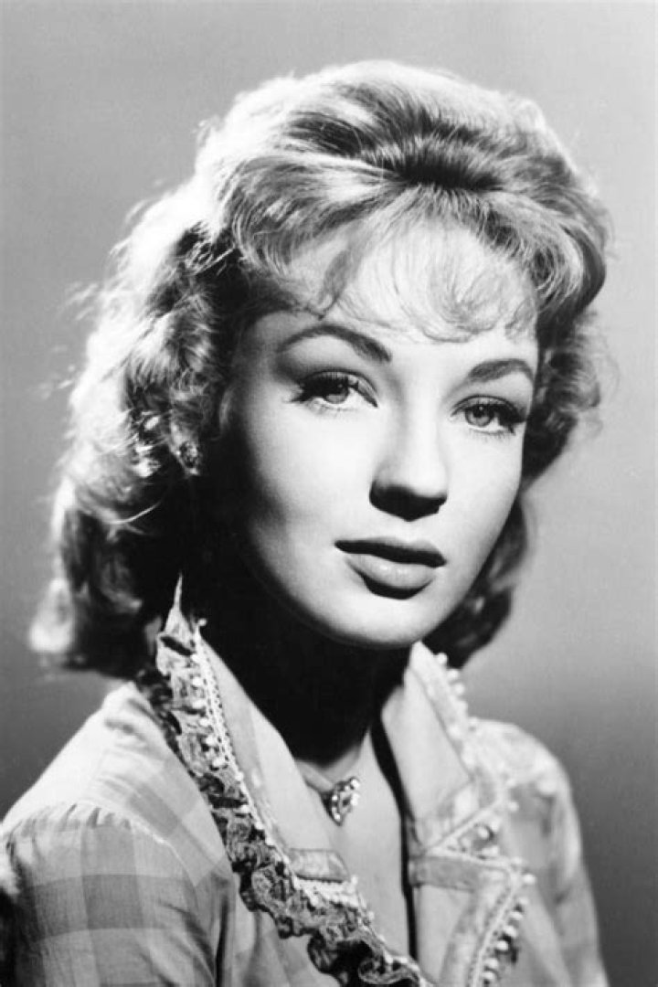 Venetia Stevenson Bio (Wiki) 