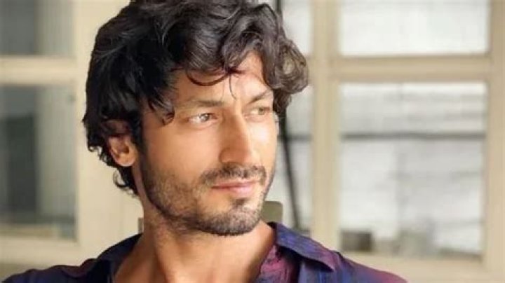 Vidyut Jamwal Net Worth - Wiki, Age, Weight and Height, Relationships, Family, and More