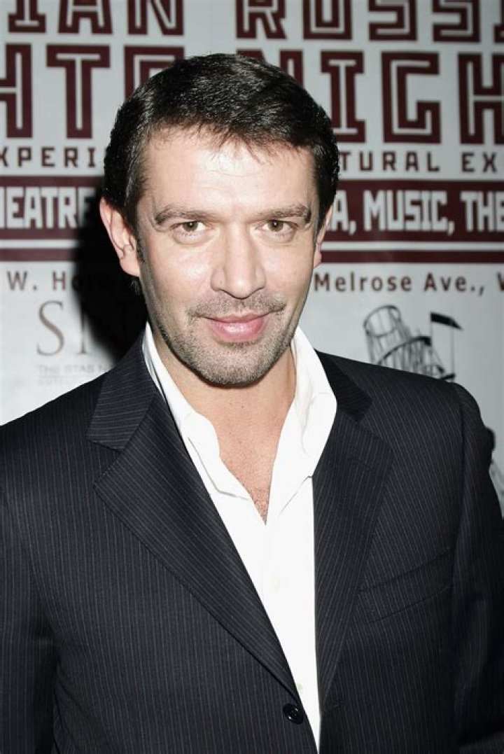 Vladimir Mashkov Net Worth - Wiki, Age, Weight and Height, Relationships, Family, and More