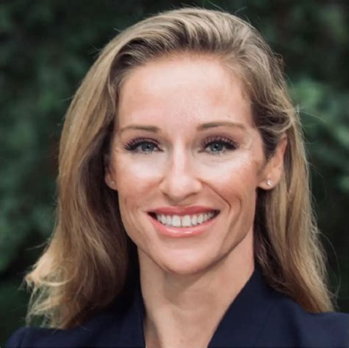 What Happened To Susanna Gibson Face? Plastic Surgery Botox Before And After Photos