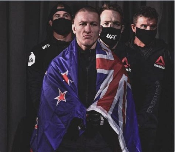 Who Are Shane Young Parents? Brother Family Ethnicity And Religion