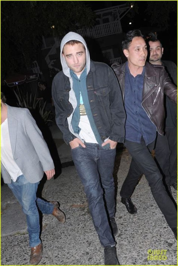 Why was Robert Pattinson partying with Vince Vaughn & Joaquin Phoenix?