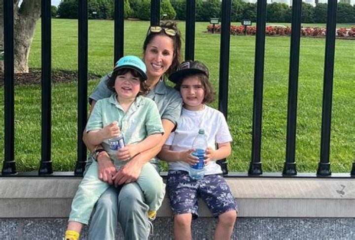 Yasmin Vossoughian Illness And Health 2023: What Is Wrong With her Leg?