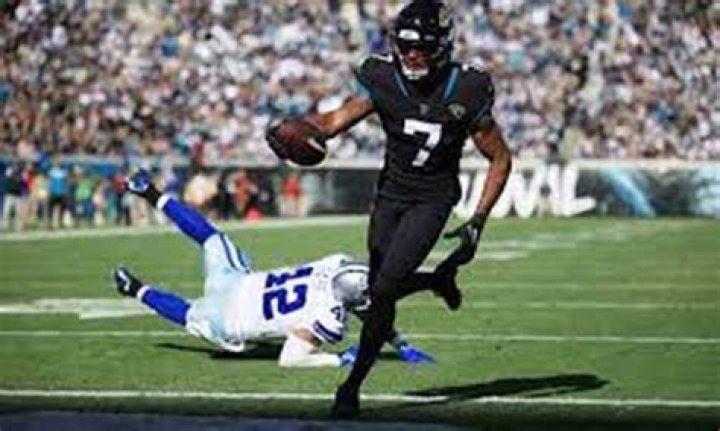 Zay Jones Girlfriend Or Does He Have A Wife? Married Or Single