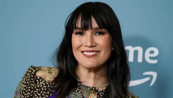 Zoë Chao Height - CelebsHeight.org